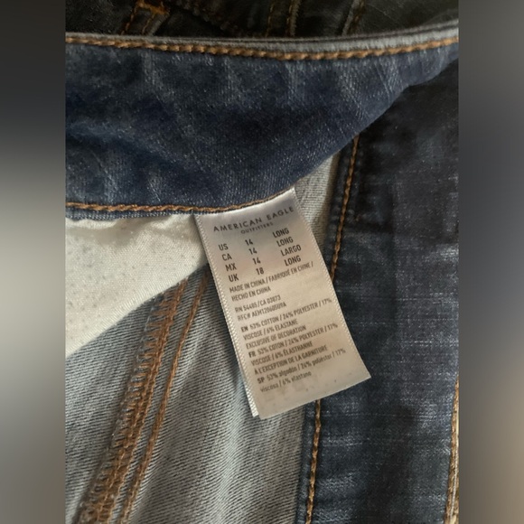 Distressed AE Jeggings - Picture 6 of 7